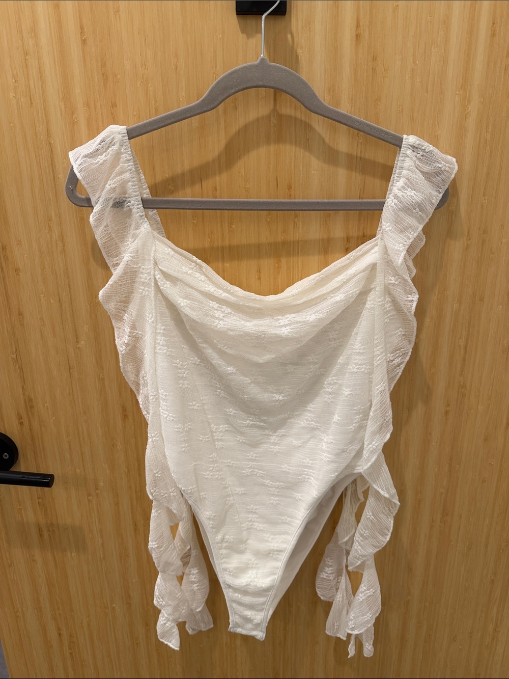 SHEIN White Ruffled Tie-Shoulder Bodysuit